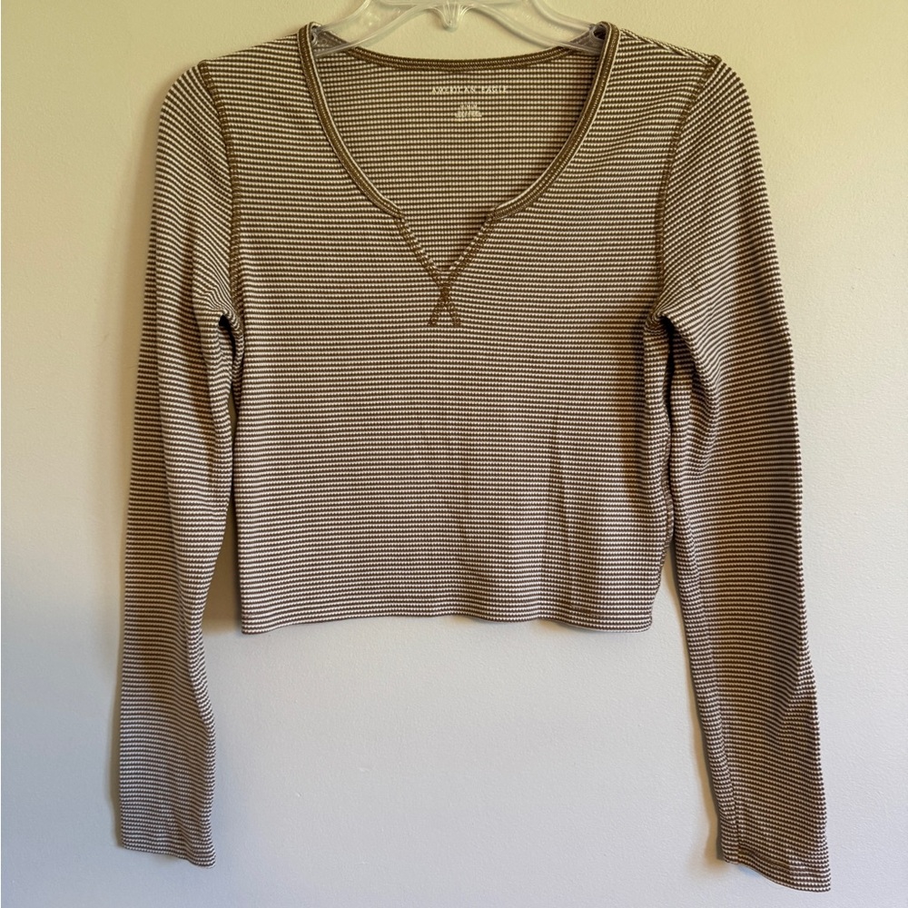 American Eagle Ribbed Brown Stripe Long Sleeve Crop Vneck Tee Medium